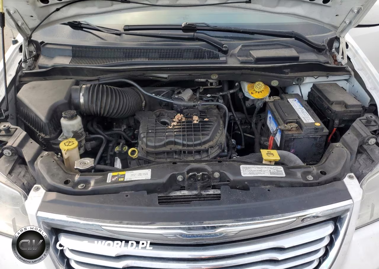 2014 Chrysler Town & Country Touring VIN:2C4RC1BG1ER449022 - 12