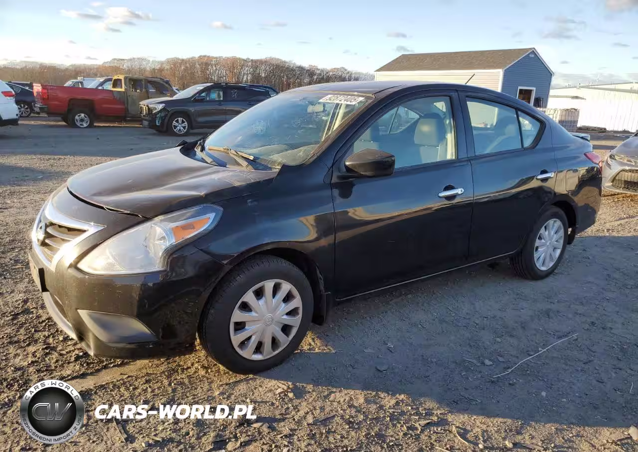 2015 Nissan Versa S
