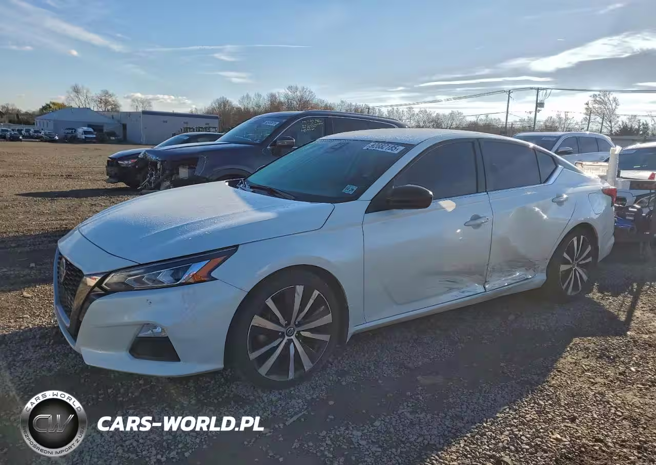 2021 Nissan Altima Sr