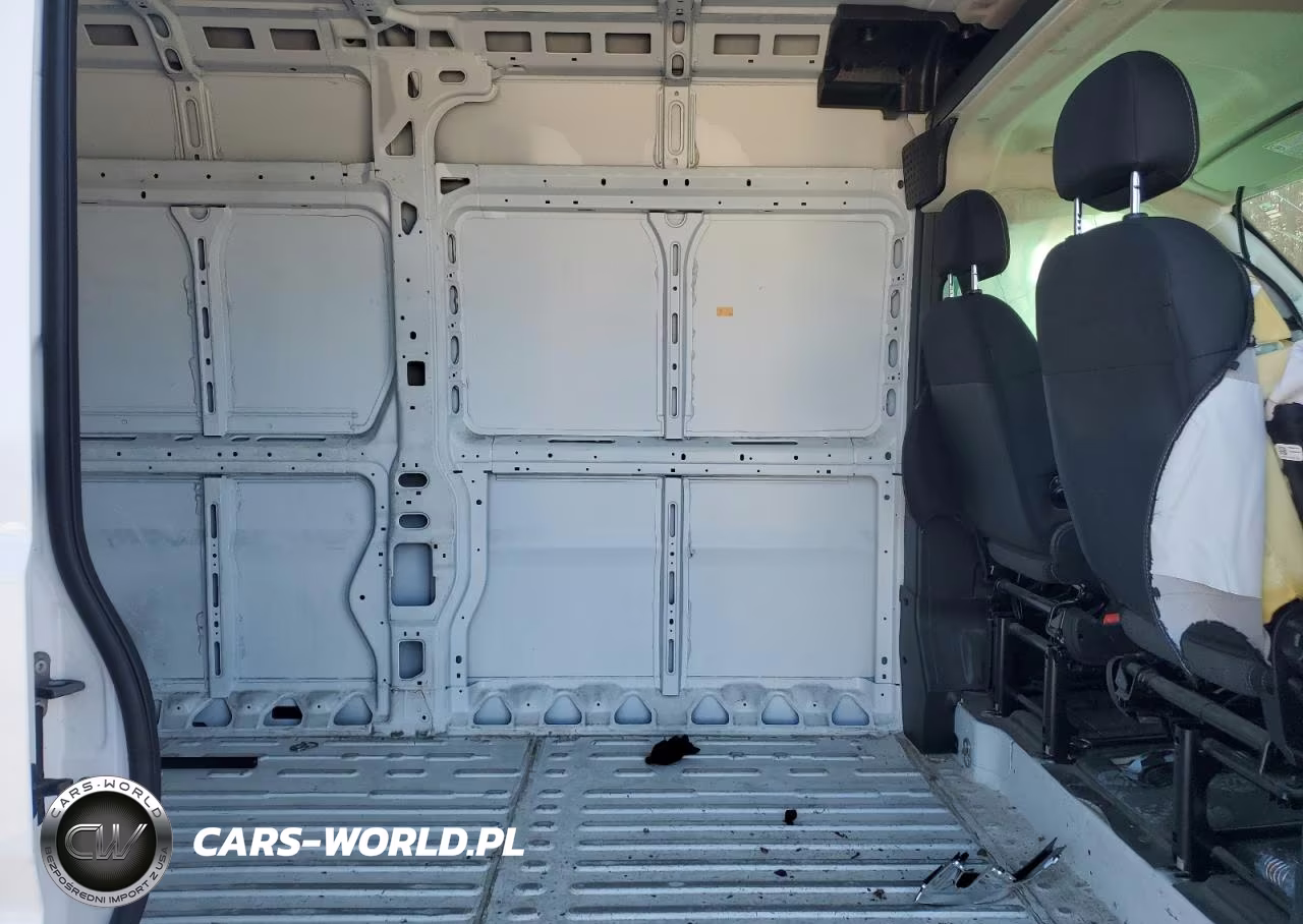 2024 Ram Promaster 2500 Delivery Van VIN:3C6LRVDG0RE132646 - 11