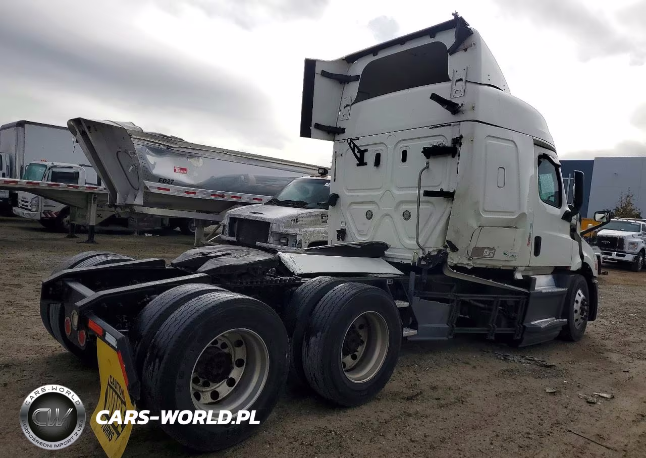 2019 Freightliner Cascadia 116 Semi Truck VIN:3AKJHPDV9KSKA4558 - 4