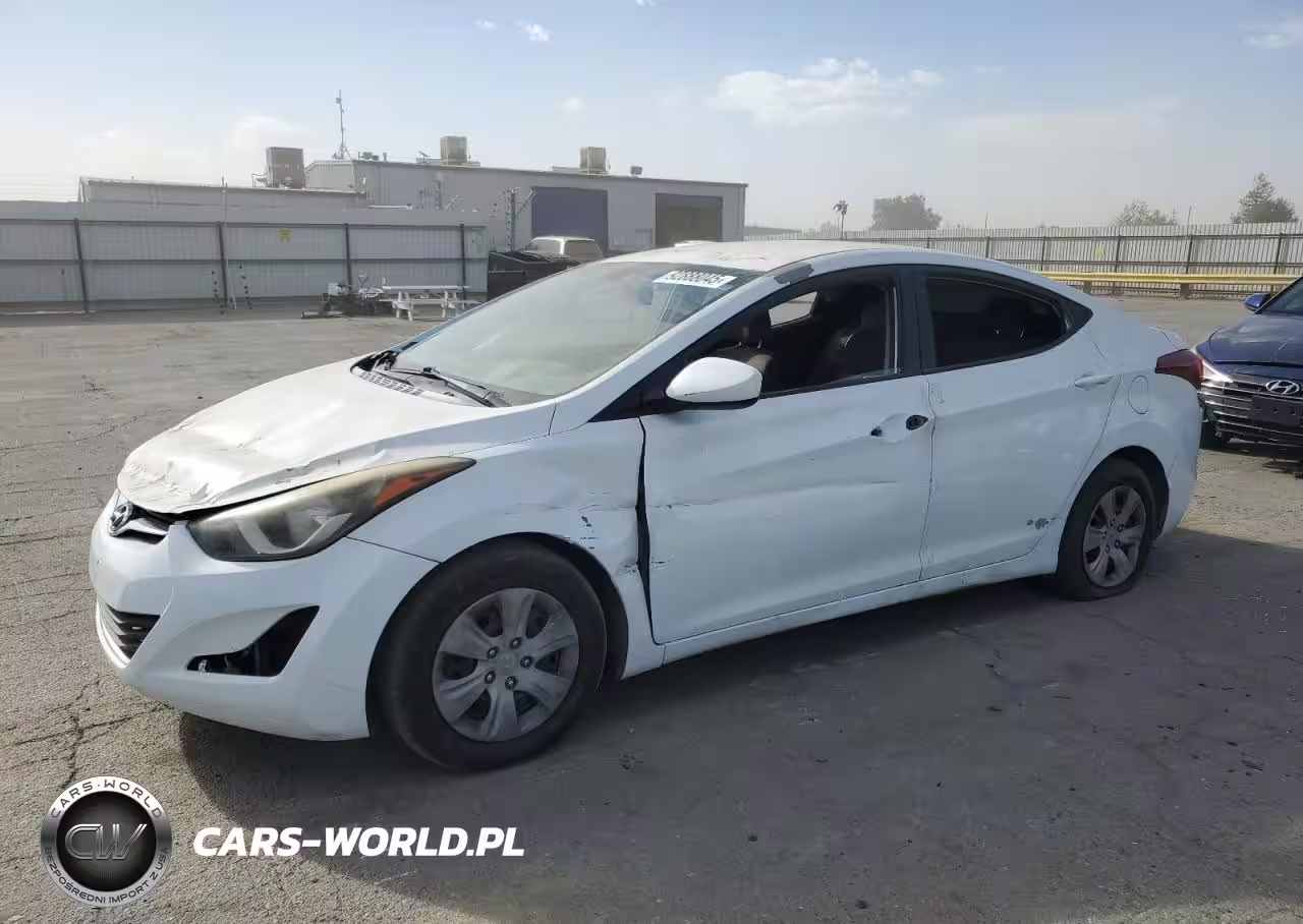 2016 HYUNDAI ELANTRA SE
