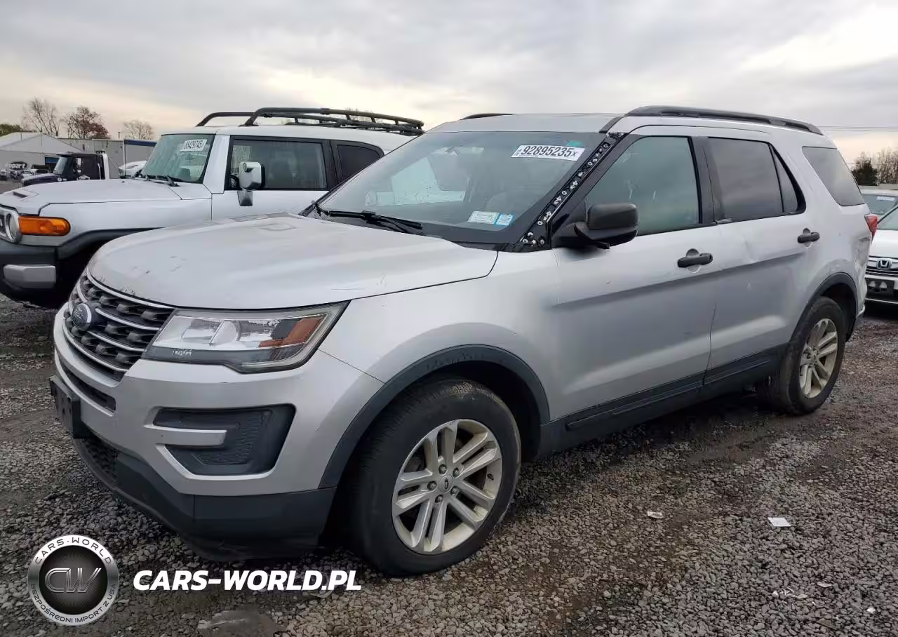 2017 Ford Explorer