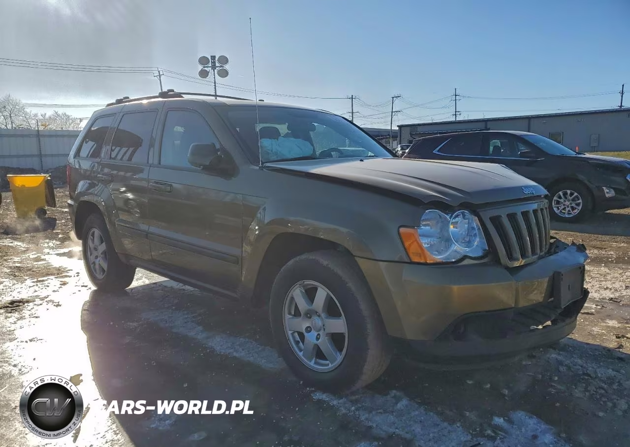 2009 Jeep Grand Cherokee Laredo VIN:1J8GR48K89C510103 - 4