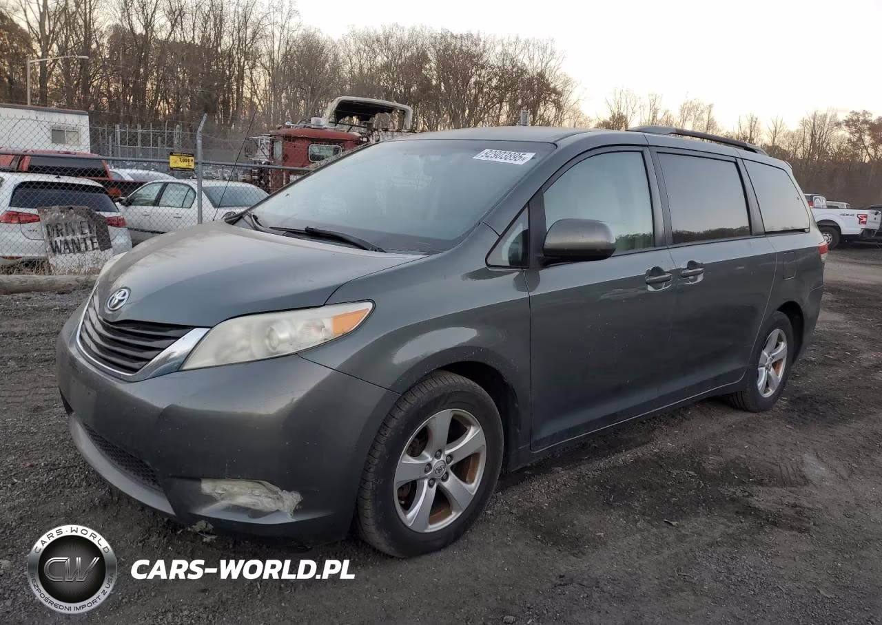 2013 Toyota Sienna