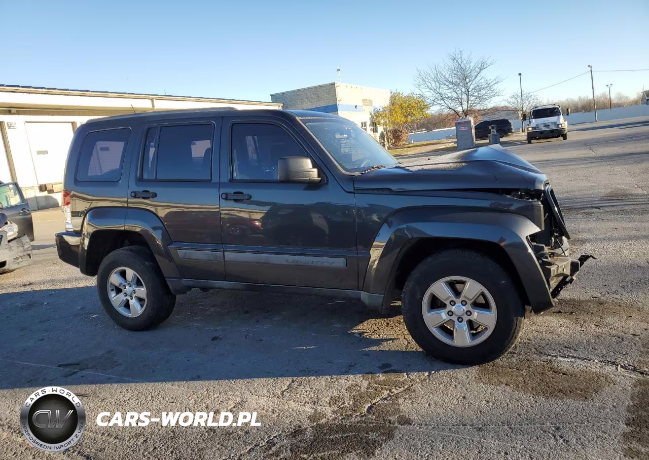 2011 Jeep Liberty Sport VIN:1J4PN2GK2BW595348 - 4