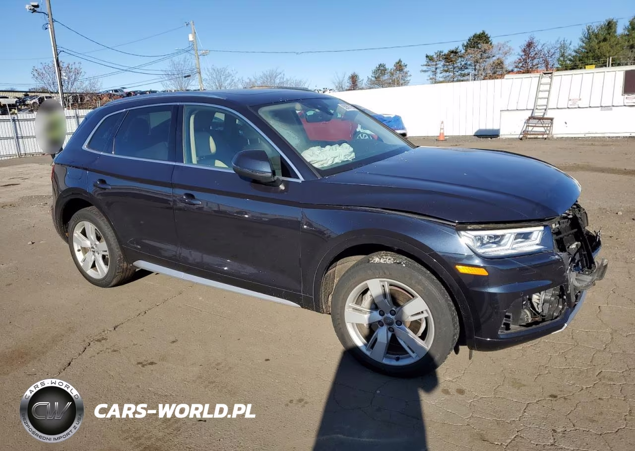 2018 Audi Q5 Premium Plus VIN:WA1BNAFYXJ2246082 - 4