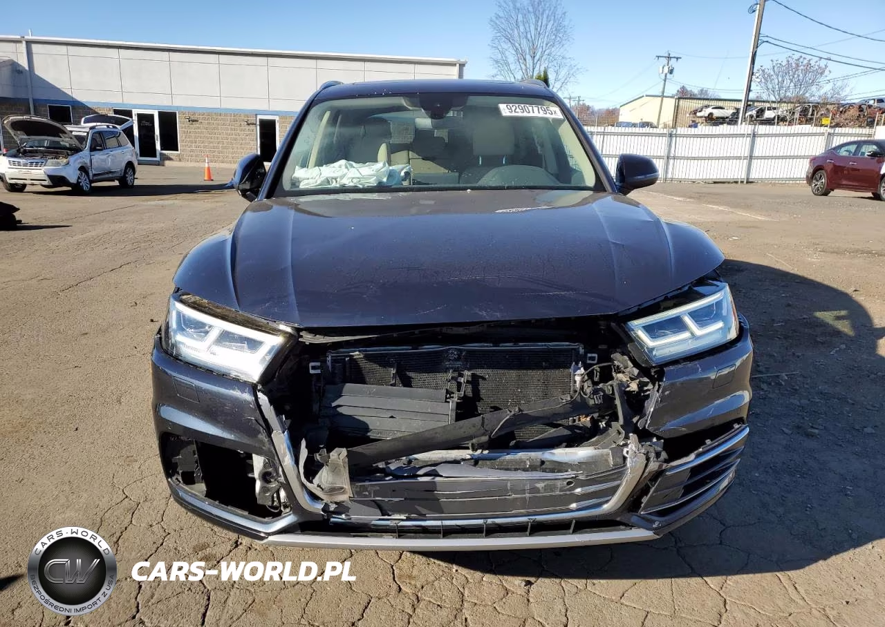 2018 Audi Q5 Premium Plus VIN:WA1BNAFYXJ2246082 - 5