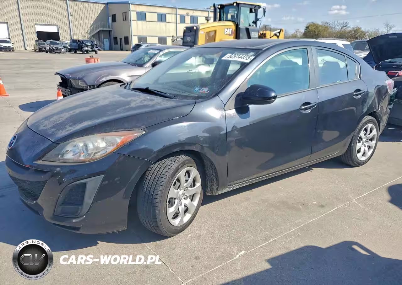 2011 Mazda 3 I
