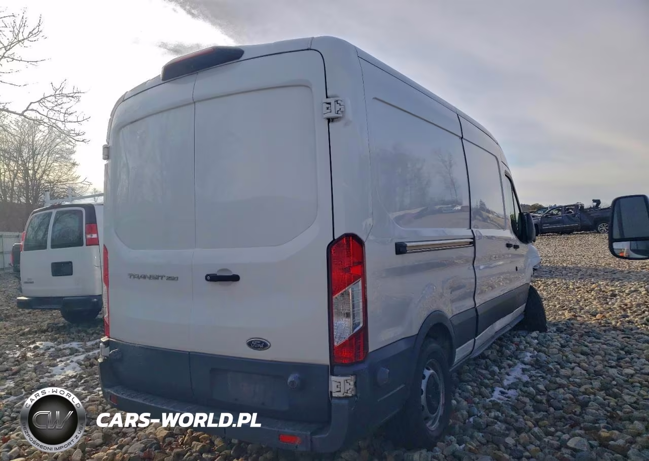 2018 Ford Transit 250 Delivery Van VIN:1FTYR2CM1JKB44634 - 3