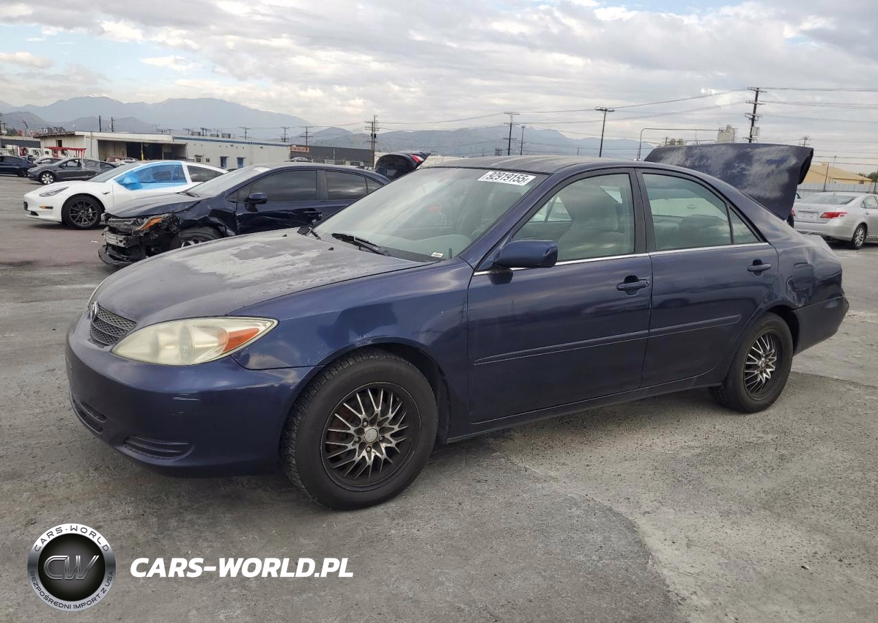 2004 Toyota Camry Le