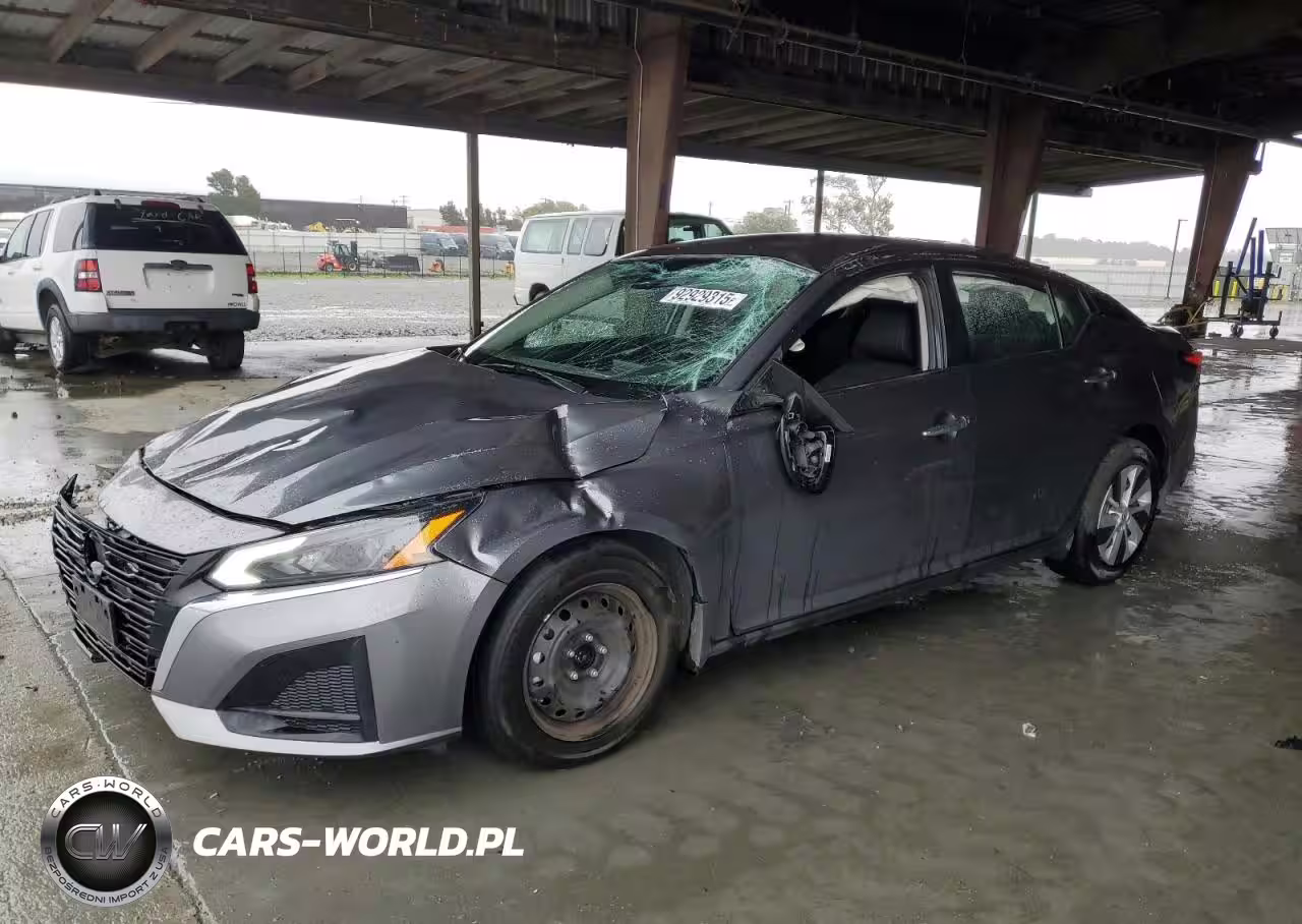 2023 Nissan Altima S