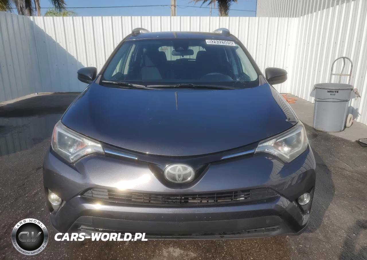 2017 Toyota Rav4 Le VIN:JTMBFREV9HJ144376 - 5