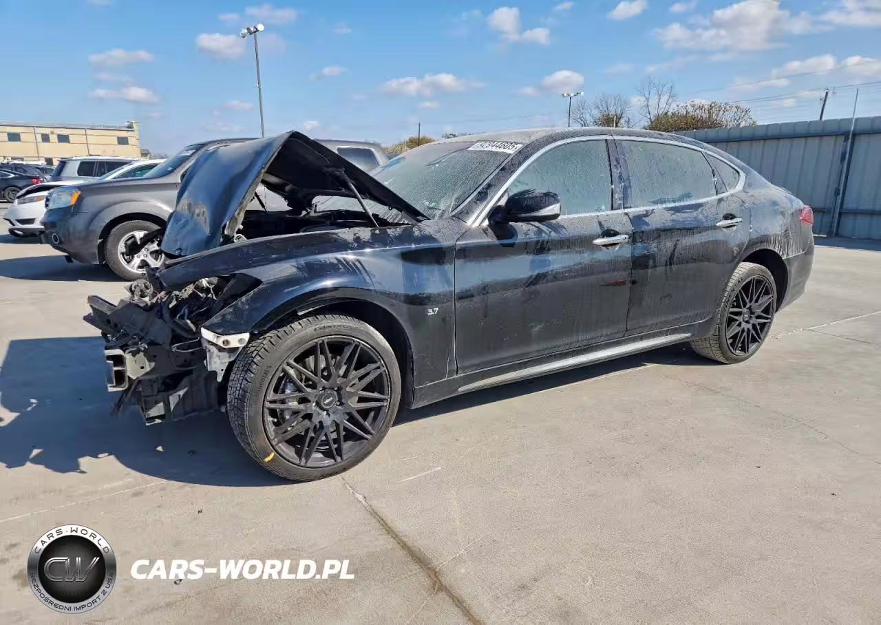 2018 Infiniti Q70L 3.7 Luxe