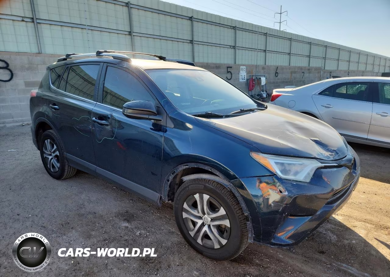 2018 Toyota Rav4 Le VIN:JTMBFREVXJJ201237 - 4
