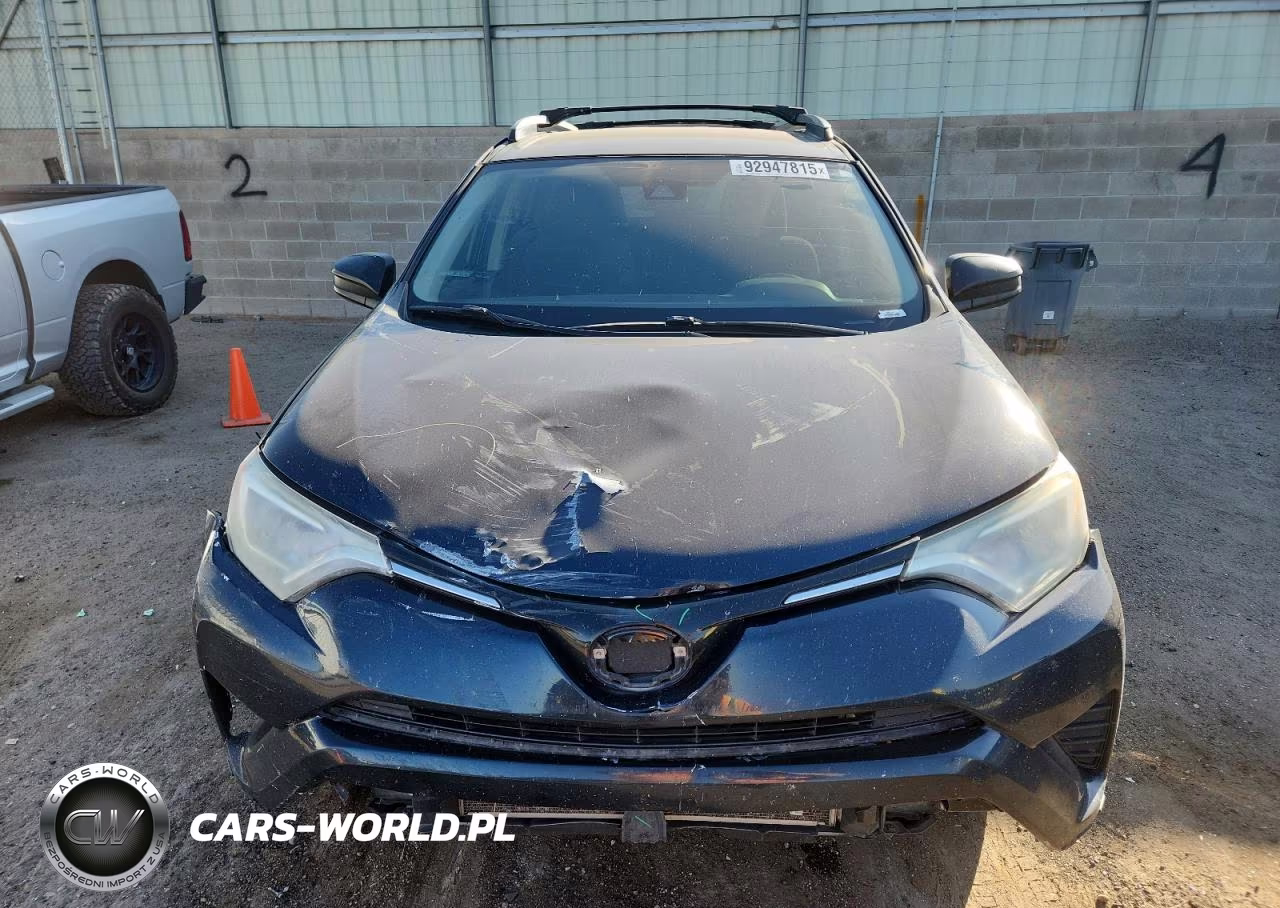 2018 Toyota Rav4 Le VIN:JTMBFREVXJJ201237 - 5