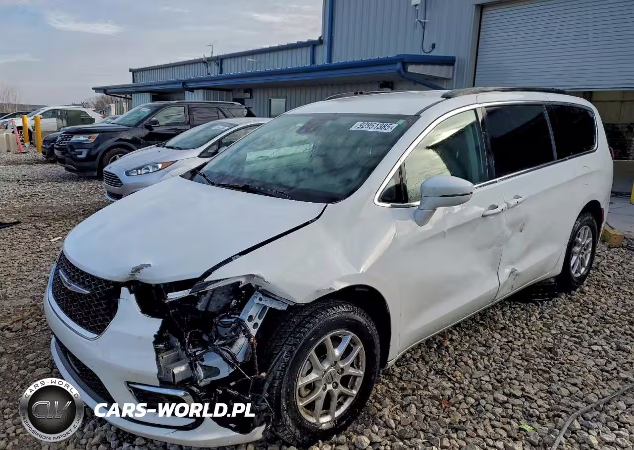 2022 Chrysler Pacifica Touring L