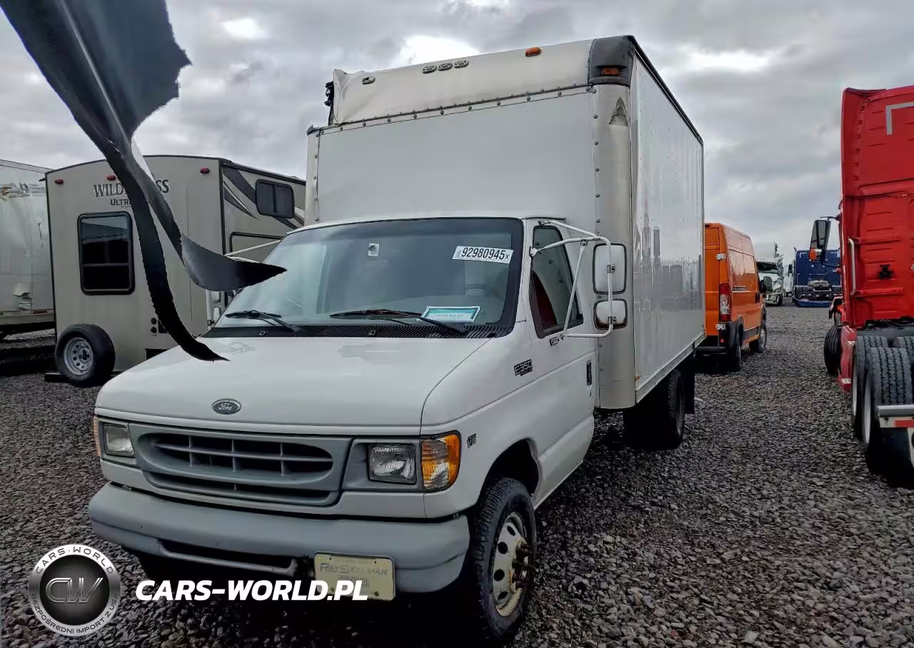 2000 Ford E350 Box Truck
