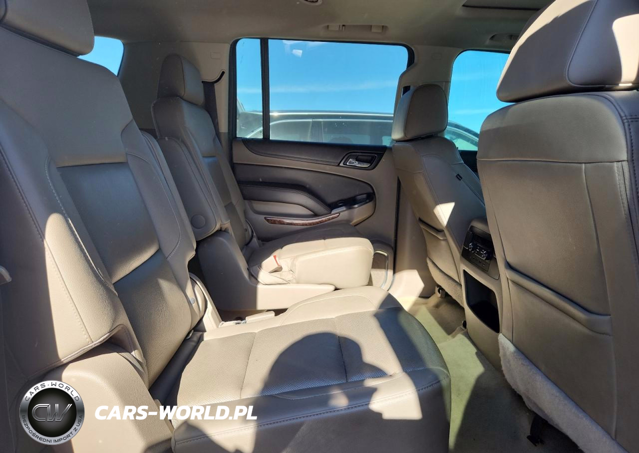 2017 Chevrolet Suburban K1500 Premier VIN:1GNSKJKC4HR127235 - 11