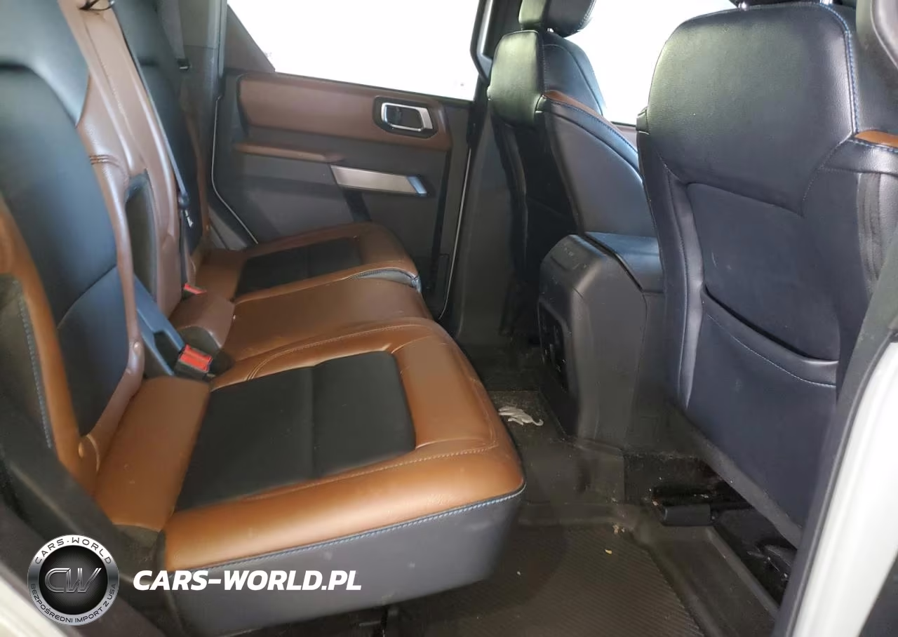 2022 Ford Bronco Base VIN:1FMEE5BP8NLB55640 - 11