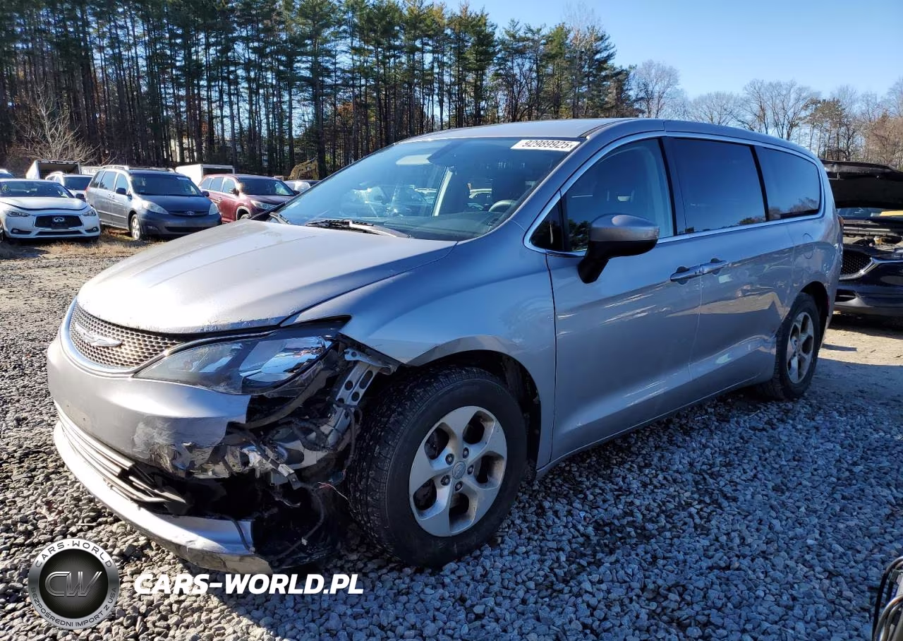 2017 Chrysler Pacifica Lx VIN:2C4RC1CG0HR565864 - 1