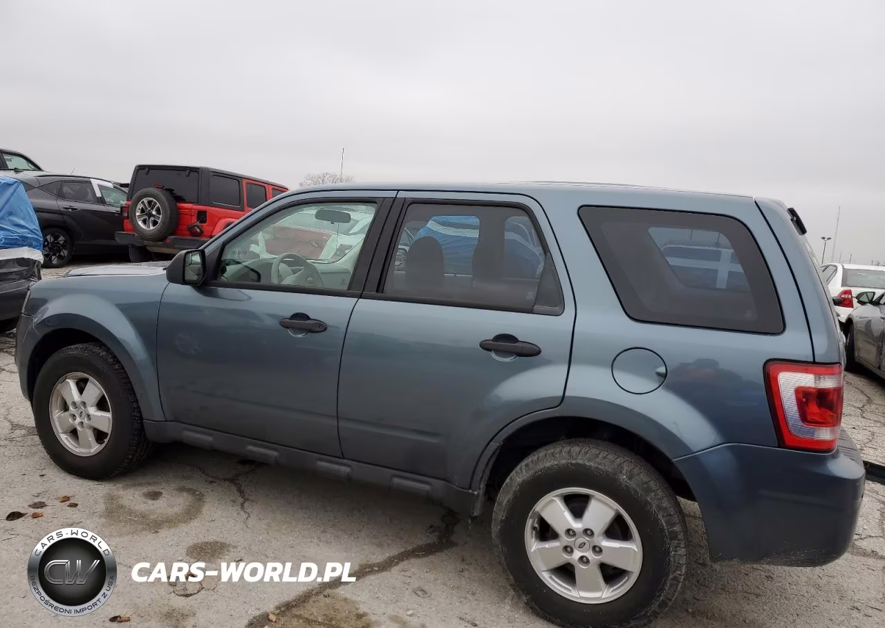 2012 Ford Escape Xls VIN:1FMCU0C76CKB11098 - 2