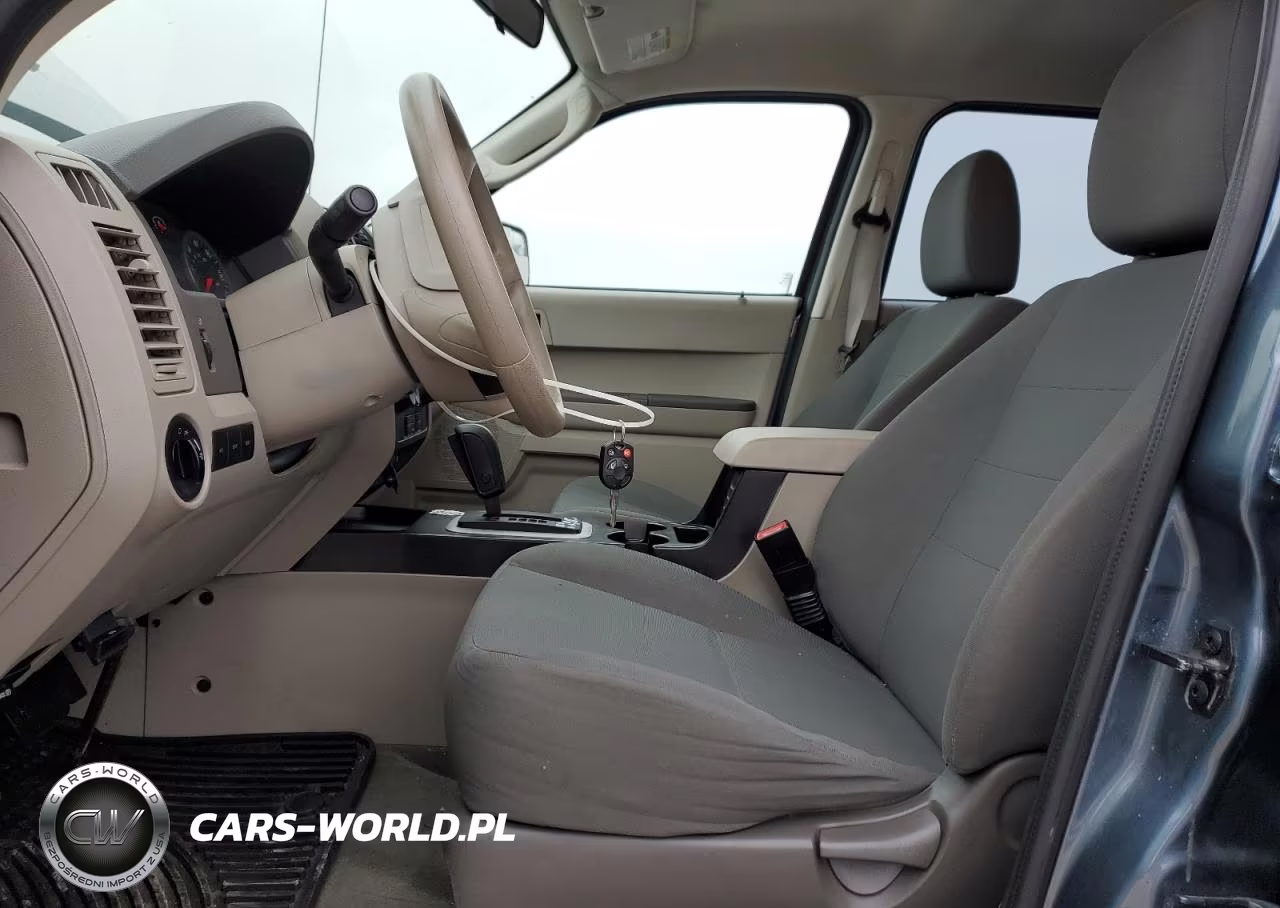 2012 Ford Escape Xls VIN:1FMCU0C76CKB11098 - 7