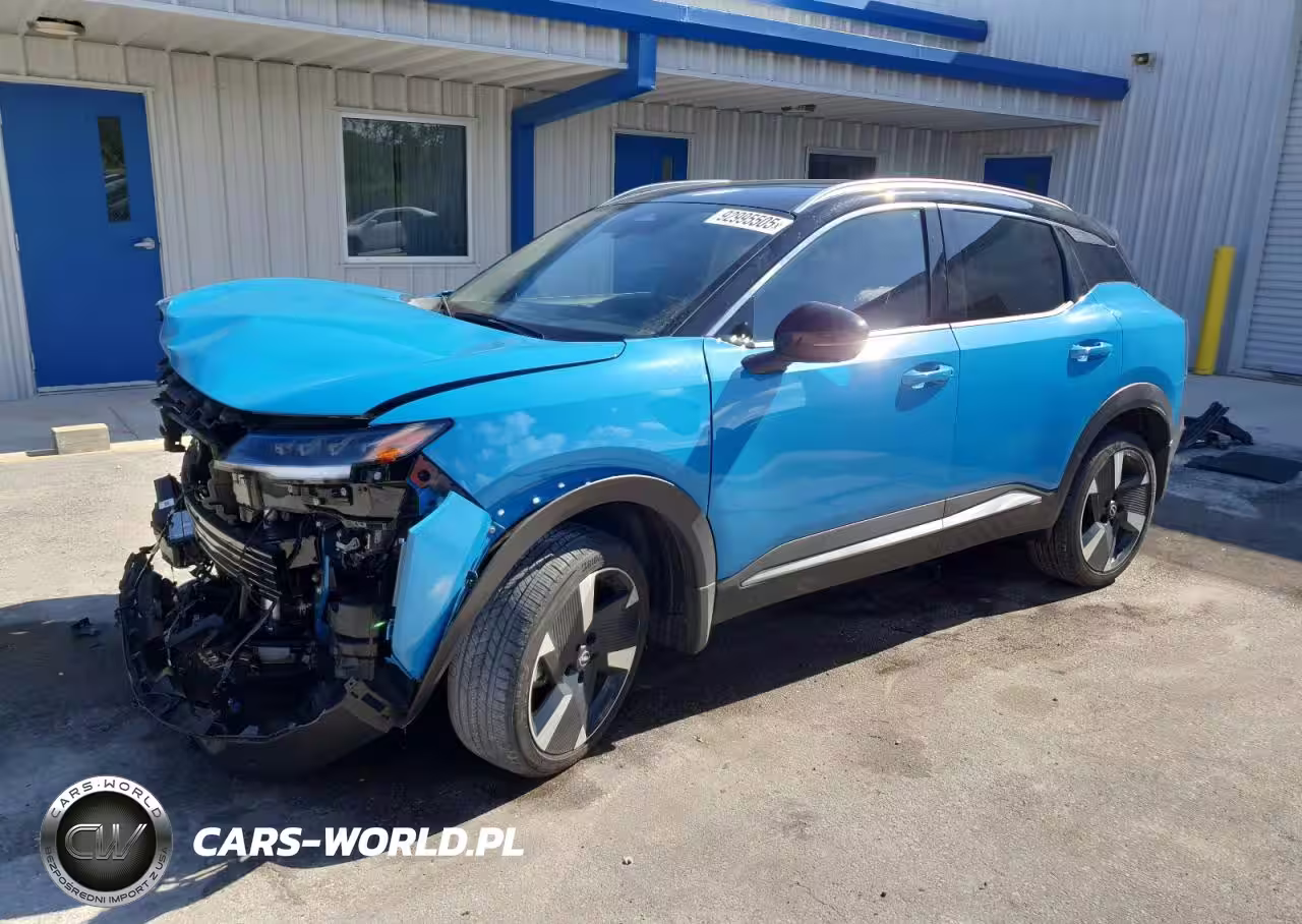 2025 Nissan Kicks Sr