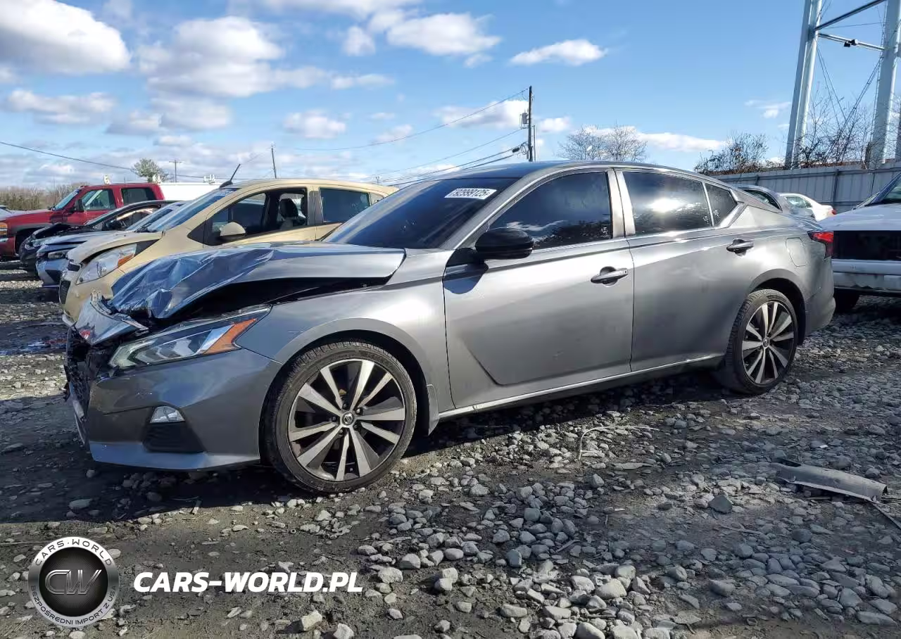 2020 Nissan Altima Sr