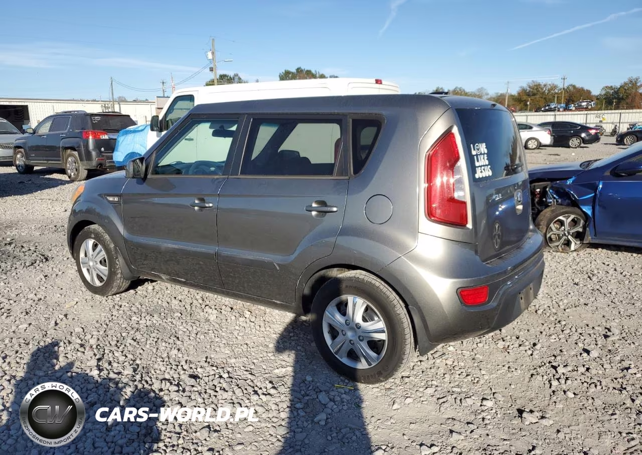 2013 Kia Soul VIN:KNDJT2A51D7561175 - 2
