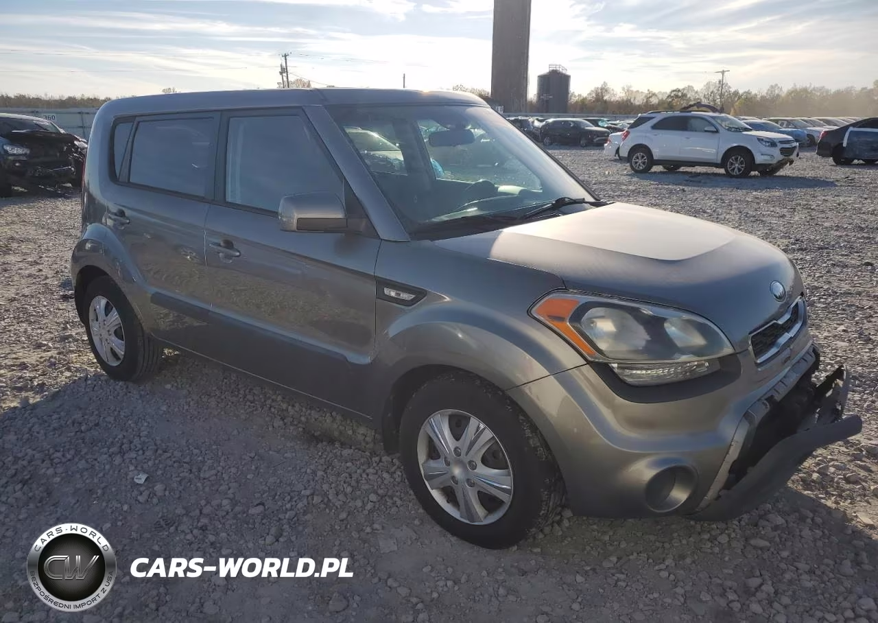 2013 Kia Soul VIN:KNDJT2A51D7561175 - 4