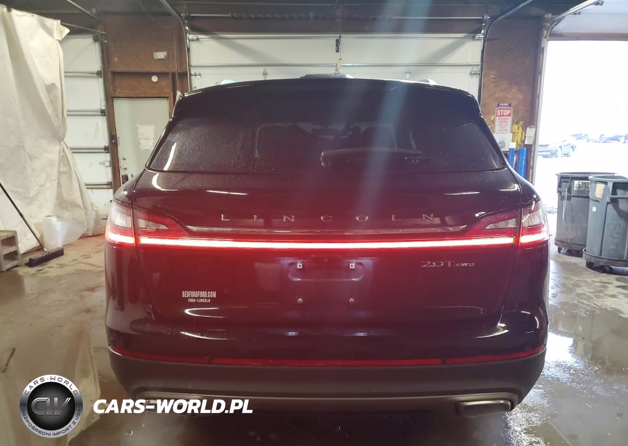 2020 Lincoln Nautilus Reserve VIN:2LMPJ8K99LBL09670 - 6