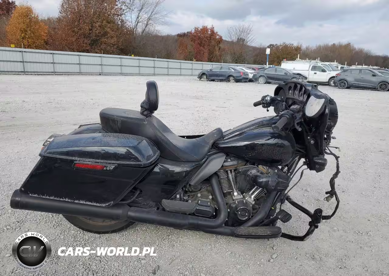 2023 Harley-Davidson Flhxst