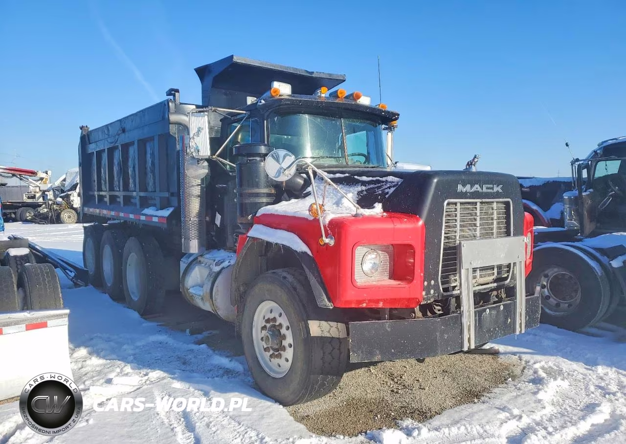 2001 Mack Rb690S Dump Truck – zdjęcie 1 z 10