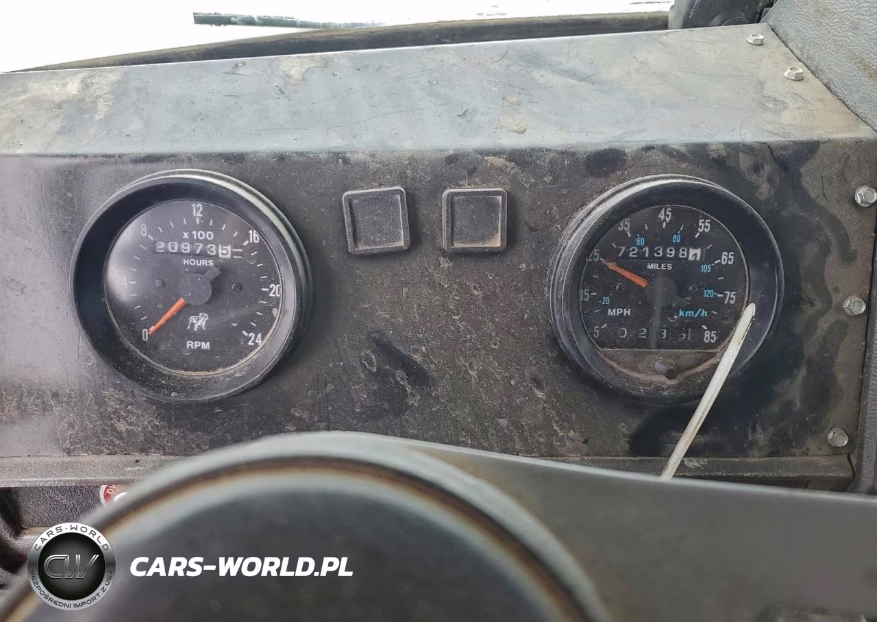 2001 Mack Rb690S Dump Truck VIN:1M2AM20C71M003725 - 8
