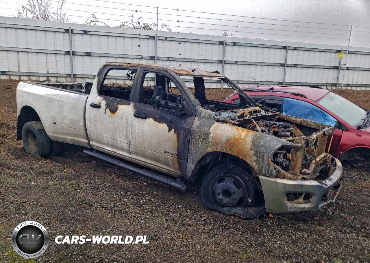 2021 Ram 3500 Tradesman VIN:3C63RRGL5MG567546 - 4