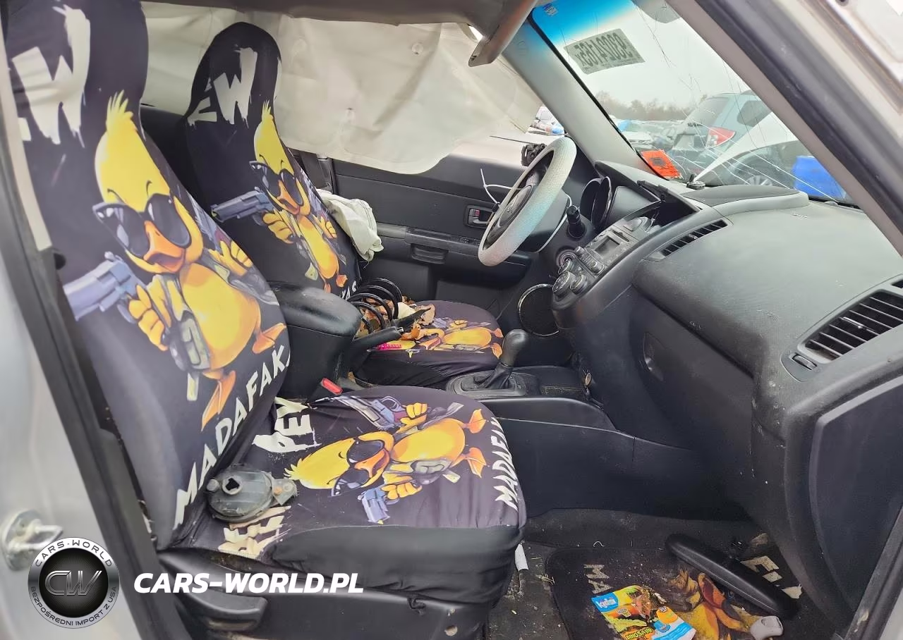 2011 Kia Soul + VIN:KNDJT2A25B7722145 - 7