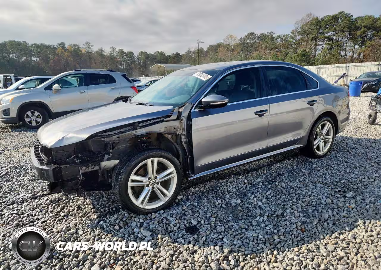 2012 Volkswagen Passat Sel
