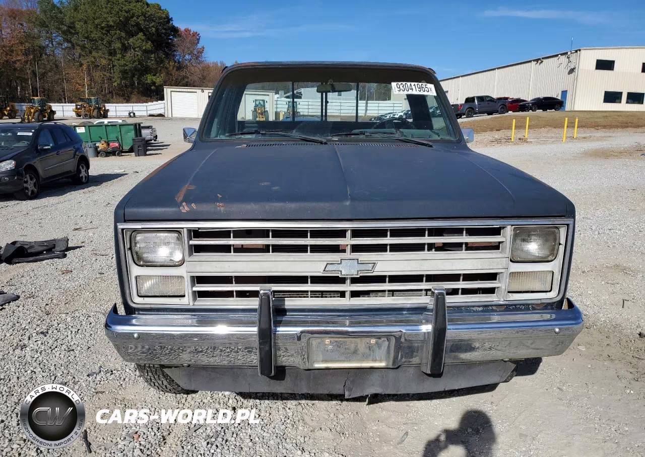 1985 Chevrolet K10 VIN:1GCEK14HXFF343183 - 5