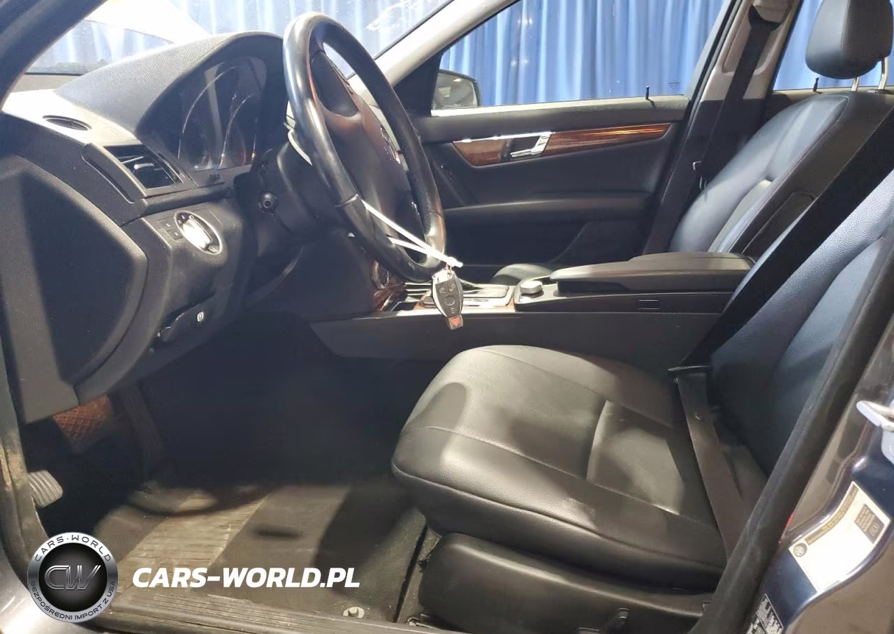 2011 Mercedes-Benz C 300 4Matic VIN:WDDGF8BBXBR133833 - 7