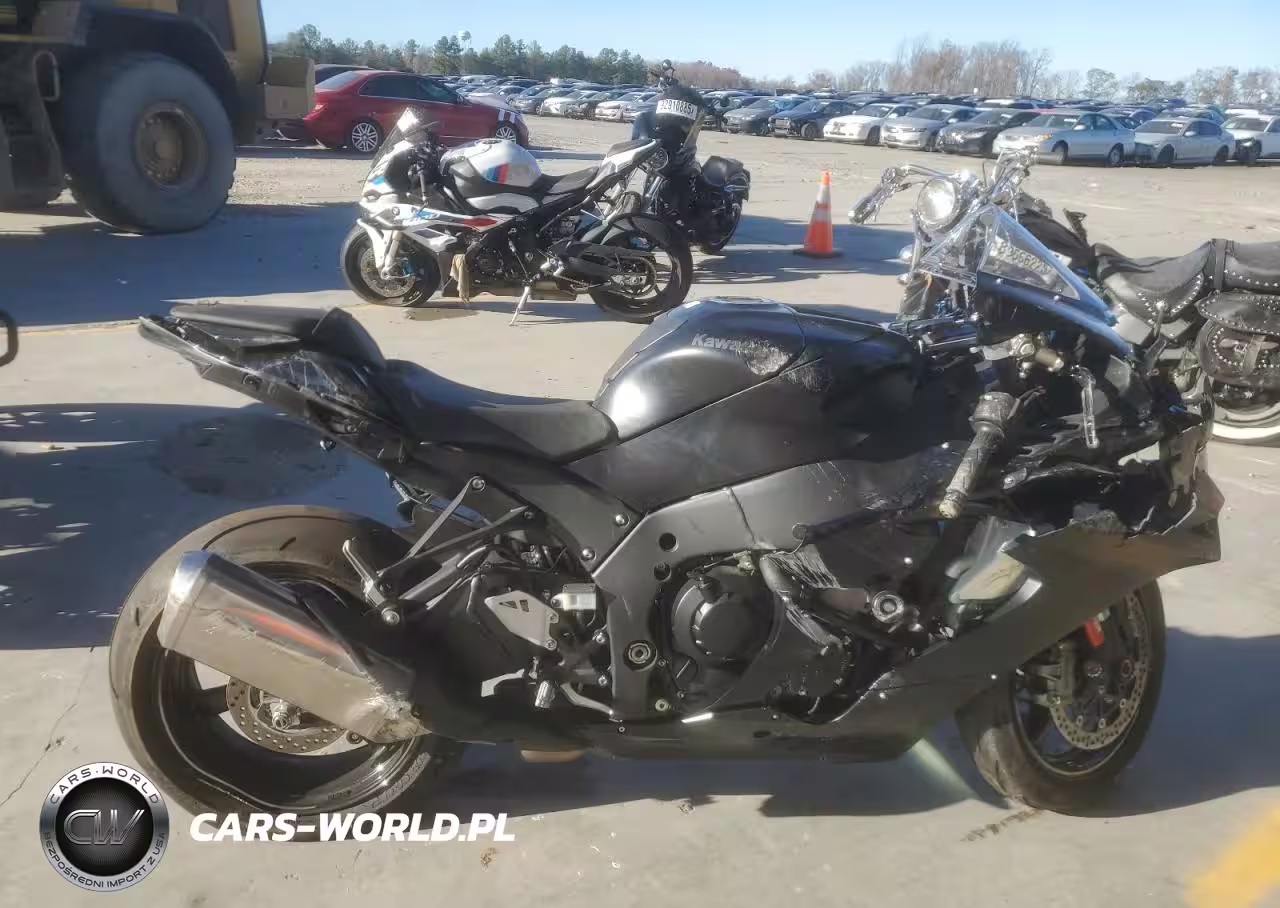 2025 Kawasaki Zx1002 M