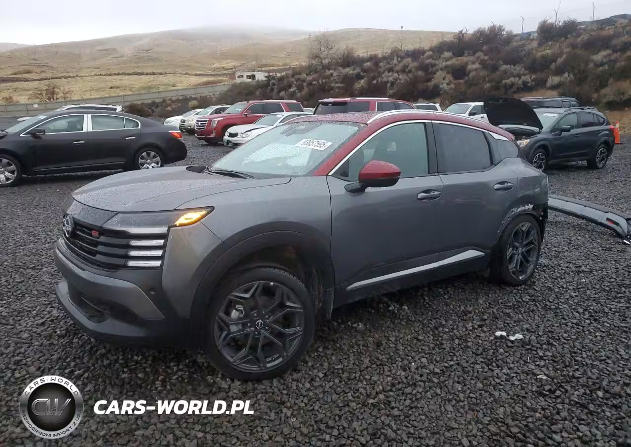 2025 Nissan Kicks Sr