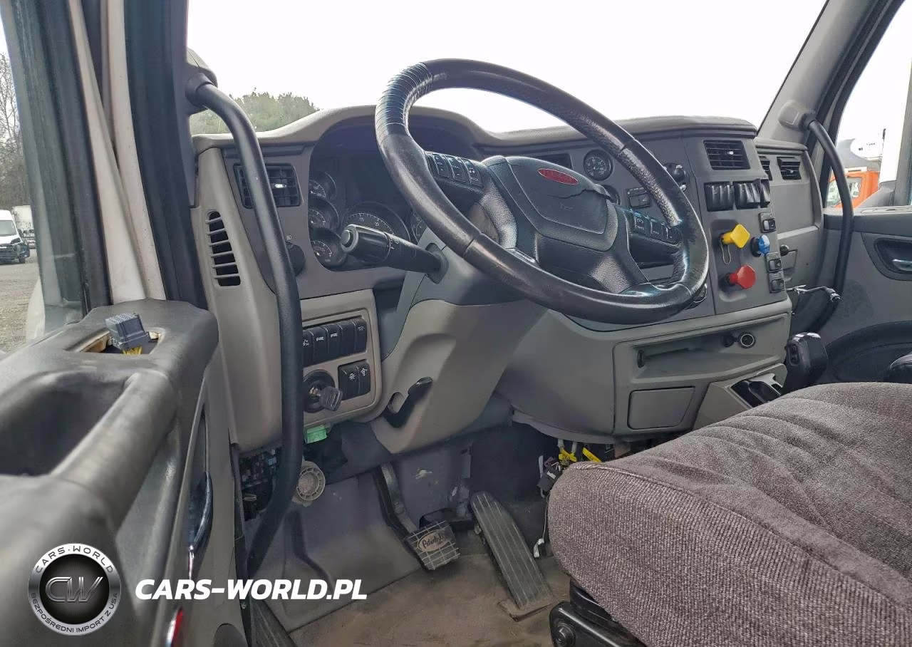 2016 Peterbilt 579 Semi Truck VIN:1XPBA48X2GD339732 - 7