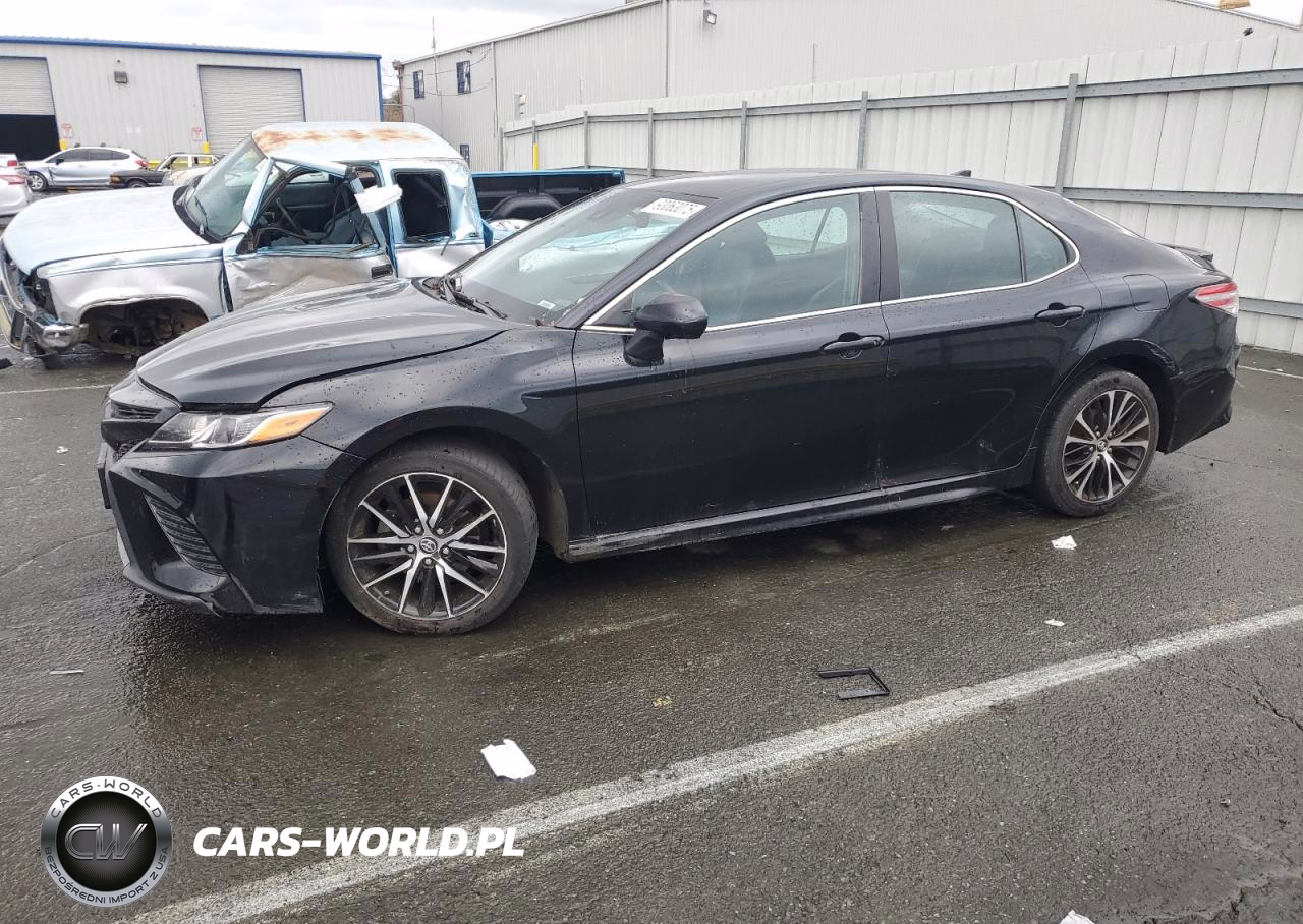 2020 Toyota Camry Se