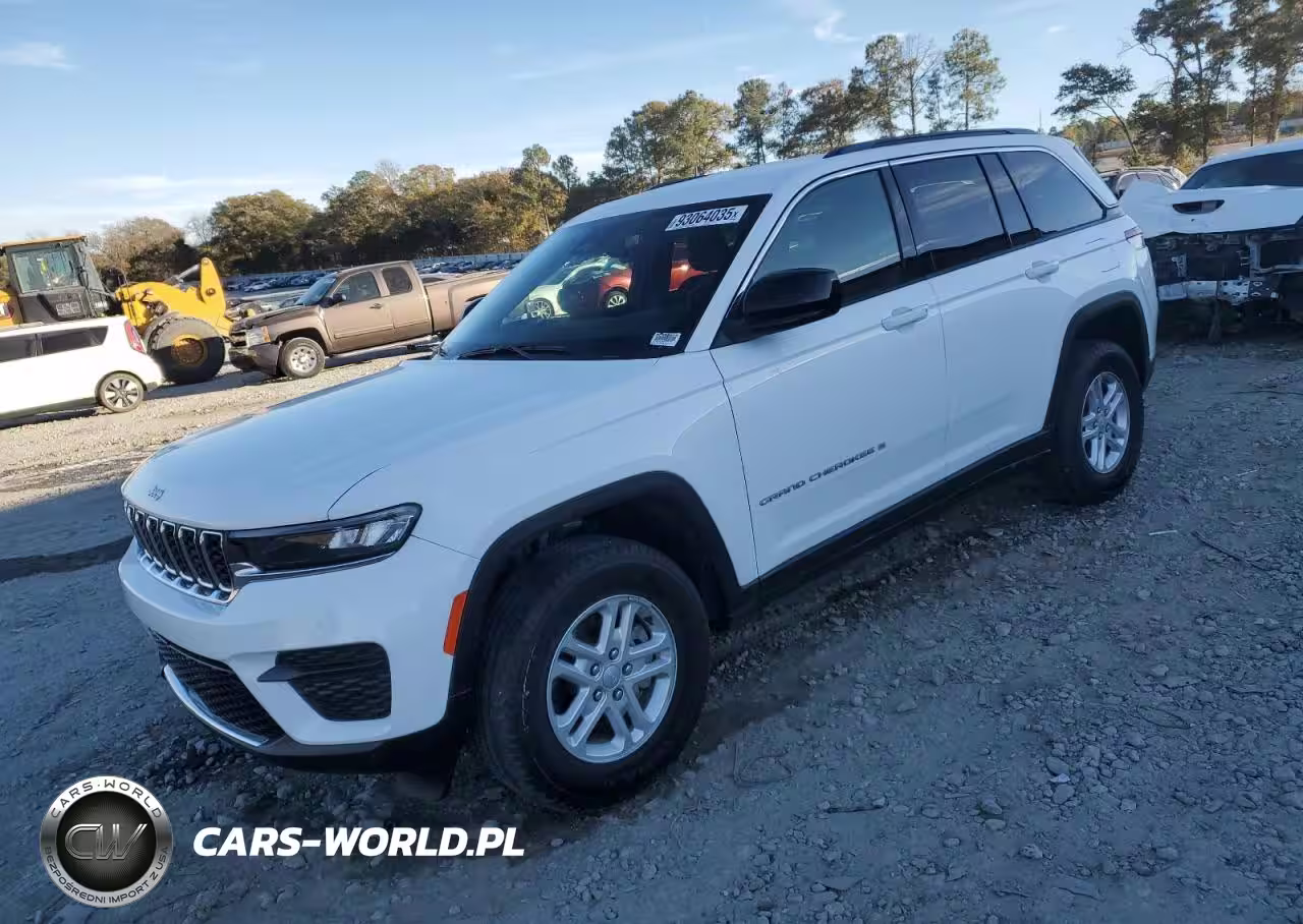 2025 Jeep Grand Cherokee Laredo – zdjęcie 1 z 14