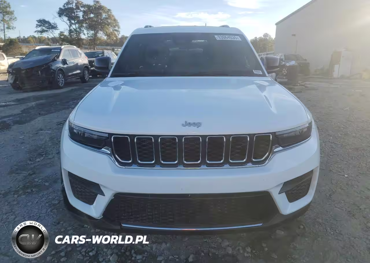 2025 Jeep Grand Cherokee Laredo VIN:1C4RJGAG5SC288978 - 5