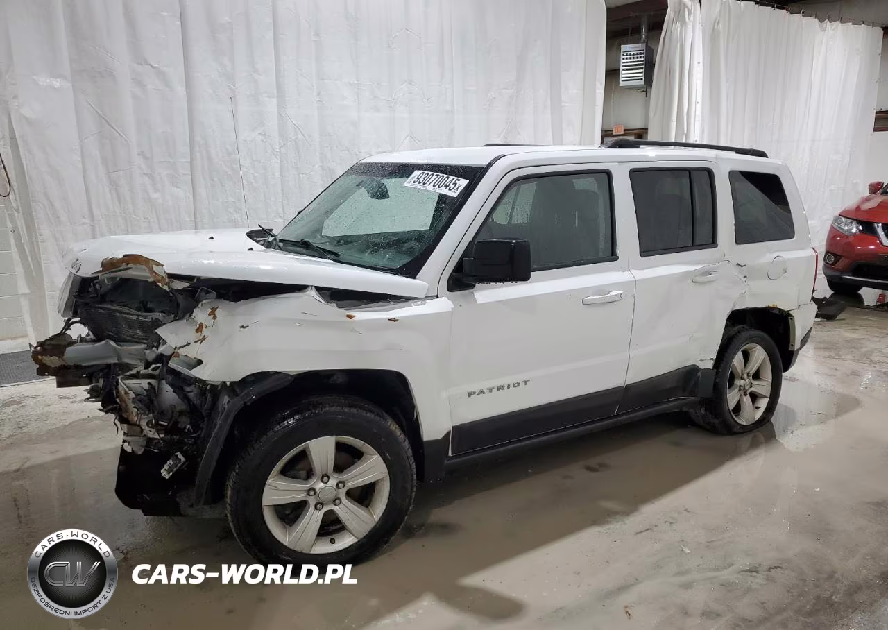 2015 Jeep Patriot Latitude – zdjęcie 1 z 14