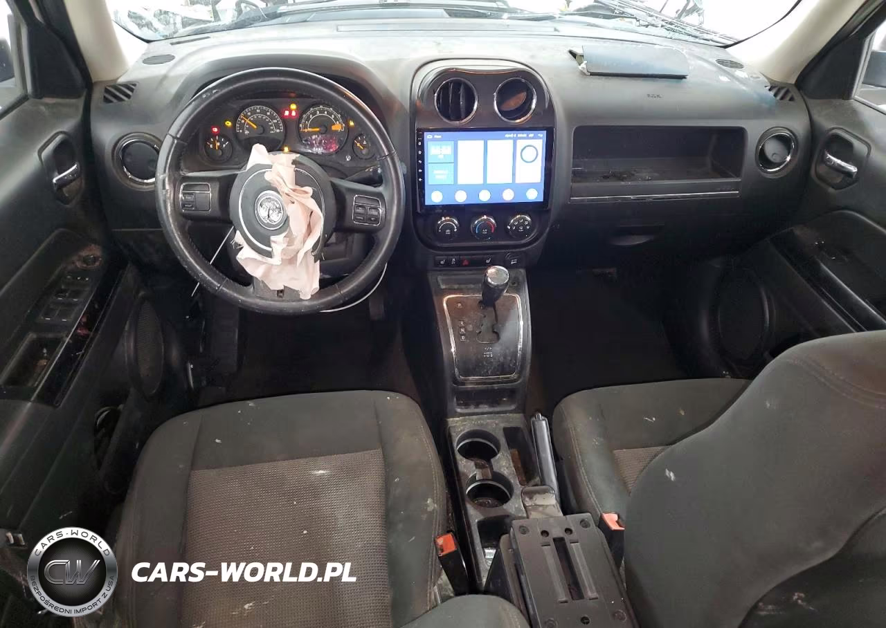 2015 Jeep Patriot Latitude VIN:1C4NJRFB1FD376630 - 8