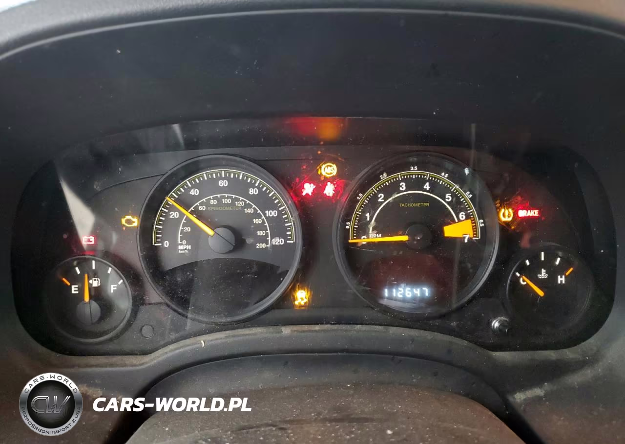 2015 Jeep Patriot Latitude VIN:1C4NJRFB1FD376630 - 9