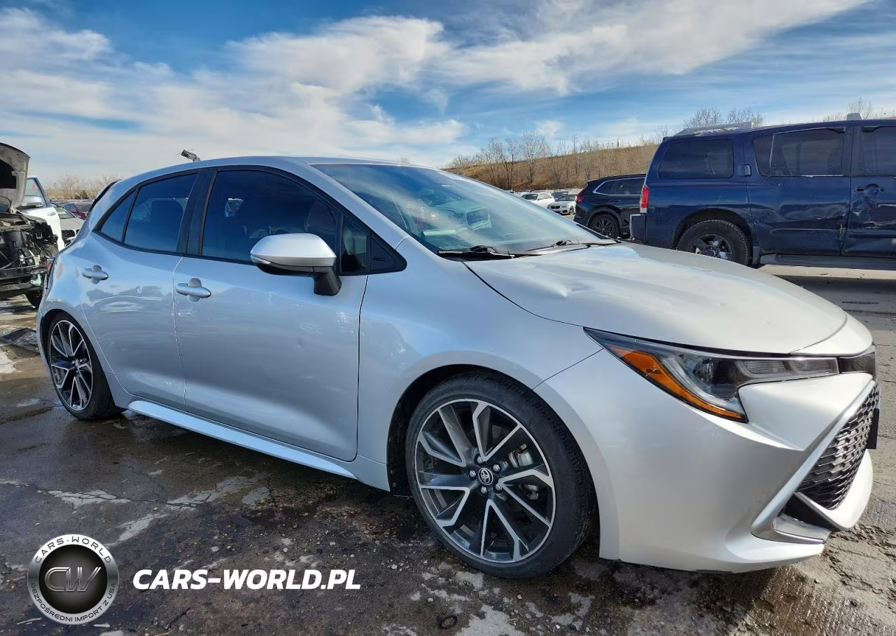 2020 Toyota Corolla Xse VIN:JTNA4RBE7L3088257 - 4